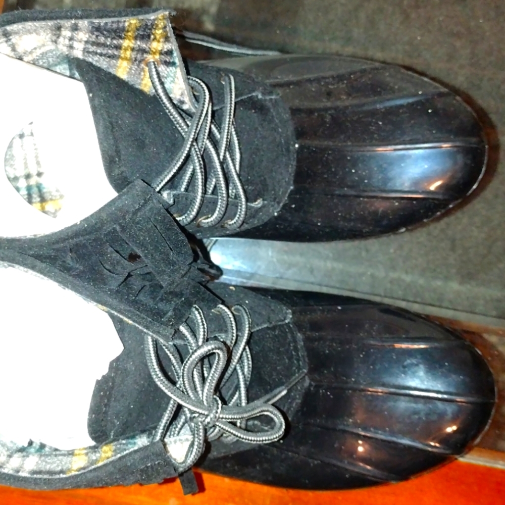 Women's Black Isabelle Duck Boot